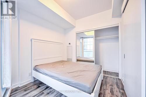 3410 - 14 York Street, Toronto, ON - Indoor Photo Showing Bedroom