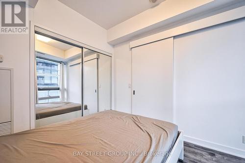 3410 - 14 York Street, Toronto, ON - Indoor Photo Showing Bedroom