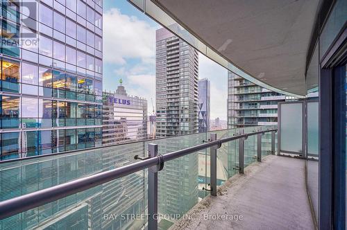 3410 - 14 York Street, Toronto, ON - Outdoor