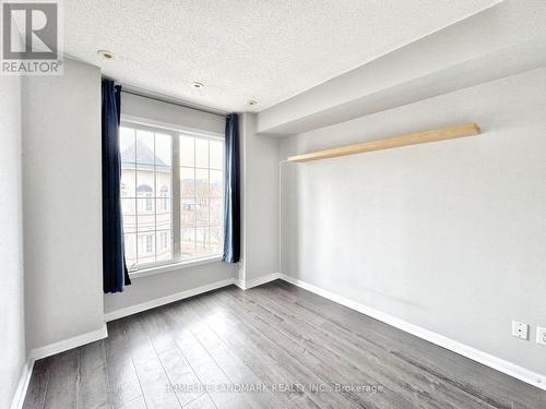 1527 - 5 Everson Drive, Toronto, ON - Indoor Photo Showing Other Room