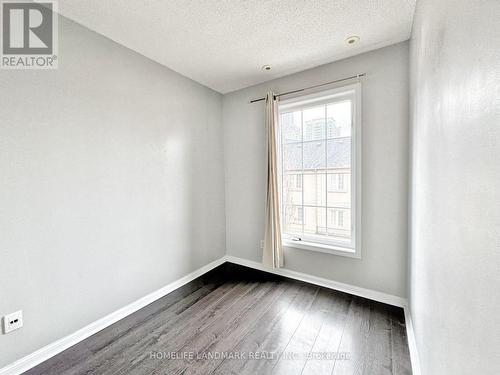 1527 - 5 Everson Drive, Toronto, ON - Indoor Photo Showing Other Room