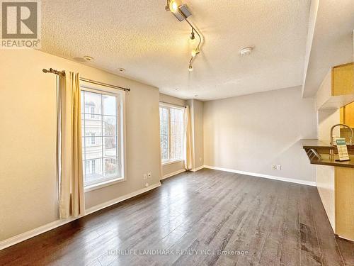 1527 - 5 Everson Drive, Toronto, ON - Indoor Photo Showing Other Room