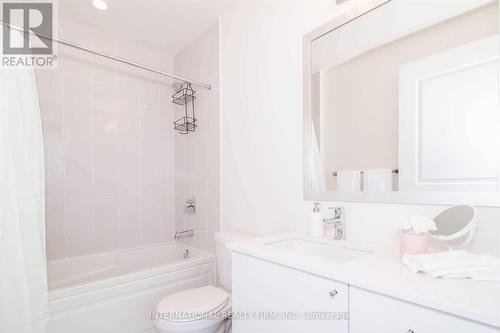 1109 - 5025 Four Springs Avenue, Mississauga, ON - Indoor Photo Showing Bathroom