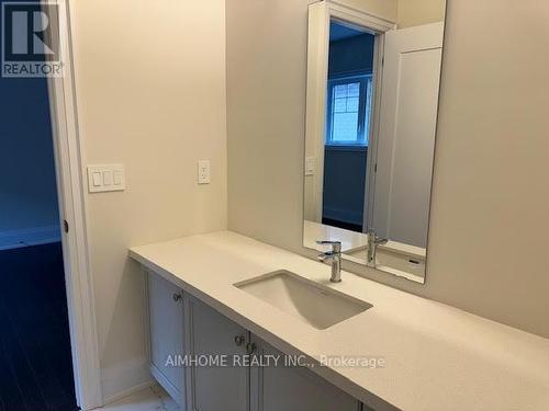 11 Sweet Gale Crescent, Richmond Hill, ON - Indoor Photo Showing Bathroom