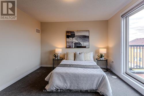 64 Settlers Road E, Oakville, ON - Indoor Photo Showing Bedroom