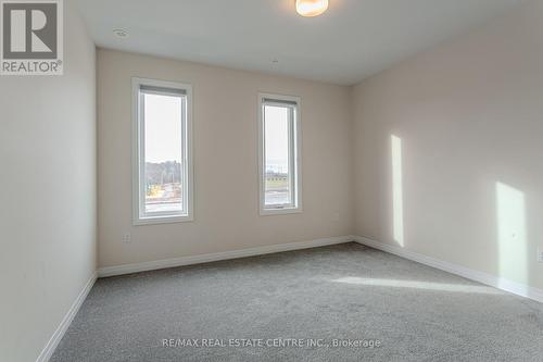 64 Settlers Road E, Oakville, ON - Indoor Photo Showing Other Room