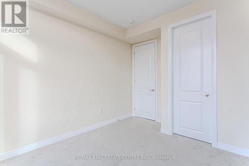 64 Settlers Road E, Oakville, ON - Indoor Photo Showing Other Room