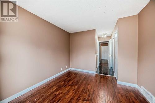 112 Falwood Crescent Ne, Calgary, AB - Indoor Photo Showing Other Room