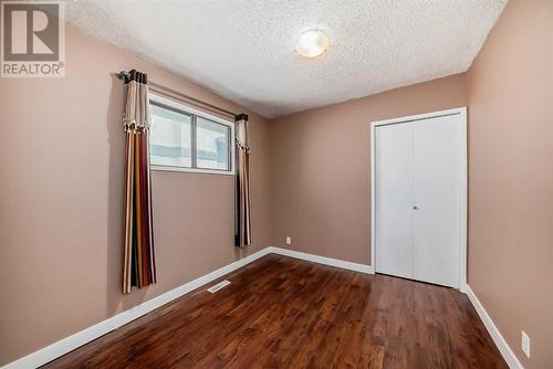 112 Falwood Crescent Ne, Calgary, AB - Indoor Photo Showing Other Room