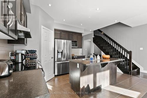 2200 Nantes Street, Ottawa, ON - Indoor Photo Showing Kitchen With Stainless Steel Kitchen With Double Sink With Upgraded Kitchen