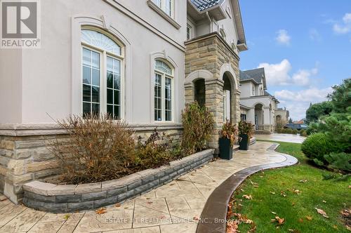 42 Beacon Hill Drive, Brampton, ON - Outdoor