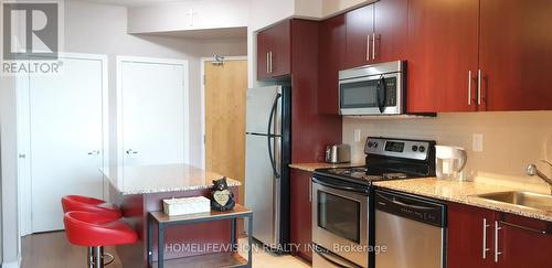 3805 - 55 Bremner Boulevard, Toronto, ON - Indoor Photo Showing Kitchen With Stainless Steel Kitchen