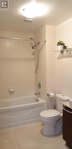 3805 - 55 Bremner Boulevard, Toronto, ON - Indoor Photo Showing Bathroom