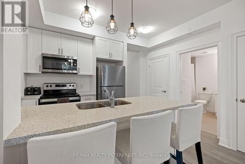 806 - 450 Dundas Street E, Hamilton, ON - Indoor Photo Showing Kitchen With Double Sink With Upgraded Kitchen