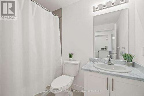 806 - 450 Dundas Street E, Hamilton, ON - Indoor Photo Showing Bathroom