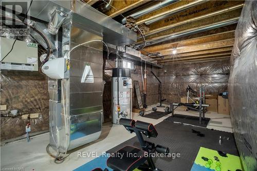 22 Frontier Drive, Thorold (560 - Rolling Meadows), ON - Indoor Photo Showing Basement