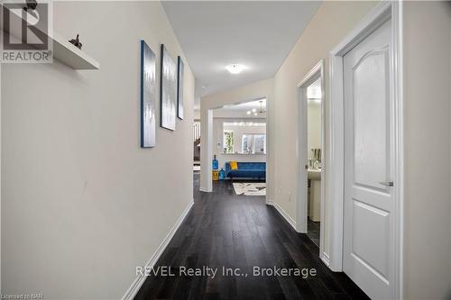 22 Frontier Drive, Thorold (560 - Rolling Meadows), ON - Indoor Photo Showing Other Room