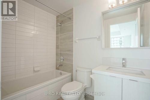 1808 - 4677 Glen Erin Drive, Mississauga, ON - Indoor Photo Showing Bathroom