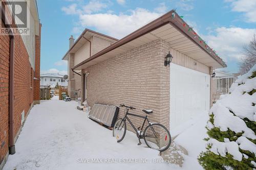 Lower - 18 Rockway Court S, Hamilton, ON - Outdoor With Exterior