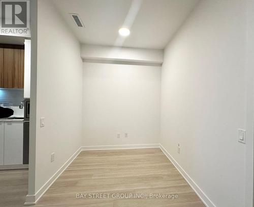 A3009 - 30 Upper Mall Way, Vaughan (Brownridge), ON - Indoor Photo Showing Other Room