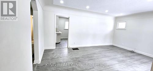 2728 Dingman Drive, London, ON - Indoor Photo Showing Other Room