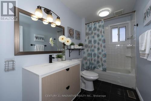 1395 Fordon Avenue, Pickering, ON - Indoor Photo Showing Bathroom