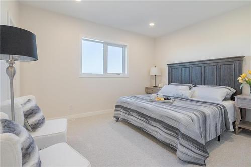 81 Wild Plum Lane, Steinbach, MB - Indoor Photo Showing Bedroom