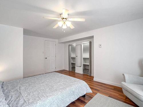 Chambre Ã  coucher principale - 214 Rue Corona, Rosemère, QC - Indoor Photo Showing Bedroom