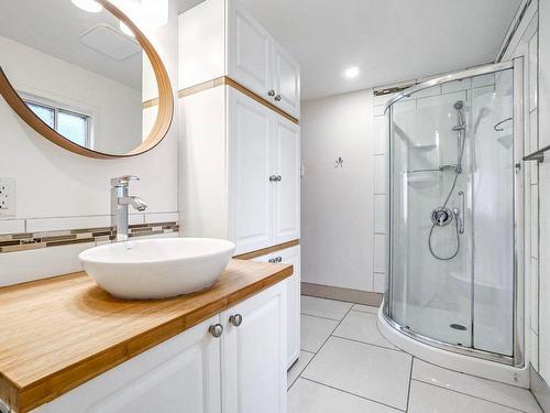 Salle de bains - 214 Rue Corona, Rosemère, QC - Indoor Photo Showing Bathroom