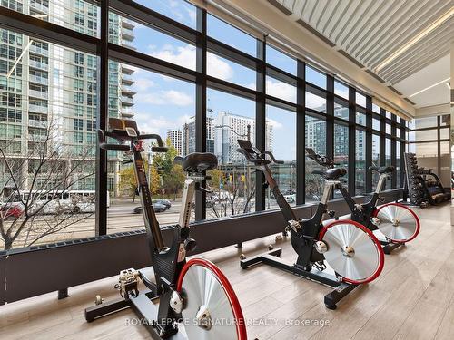 4009-15 Fort York Blvd, Toronto, ON - Indoor Photo Showing Gym Room