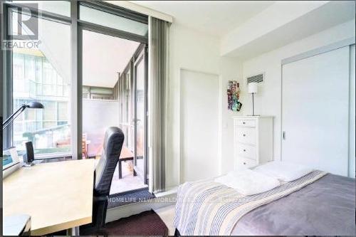 511 - 8 Charlotte Street, Toronto, ON - Indoor Photo Showing Bedroom