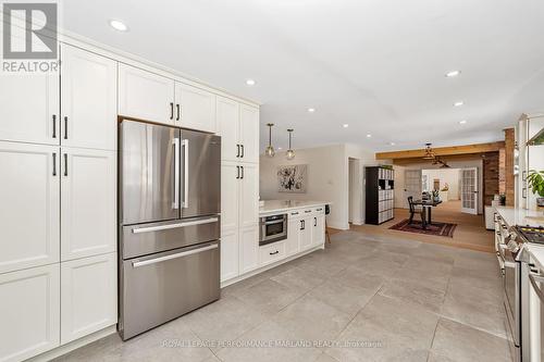 8340 Bank Street, Ottawa, ON - Indoor Photo Showing Kitchen