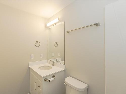 401-2843 Jacklin Rd, Langford, BC - Indoor Photo Showing Bathroom