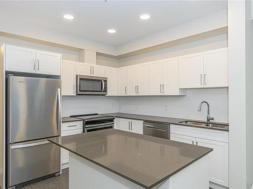 401-2843 Jacklin Rd, Langford, BC - Indoor Photo Showing Kitchen With Double Sink