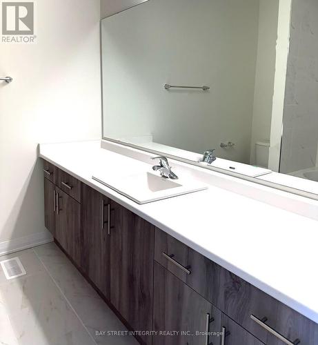 82 Millman Lane, Richmond Hill, ON - Indoor Photo Showing Bathroom