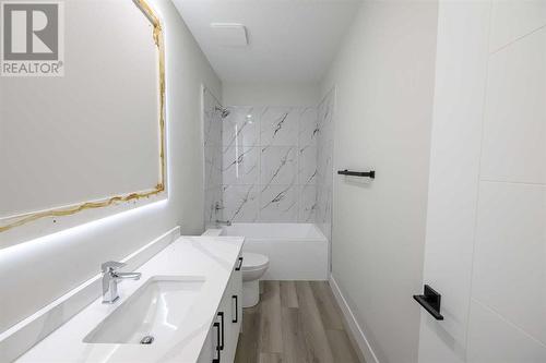 13013 104B Street, Grande Prairie, AB - Indoor Photo Showing Bathroom