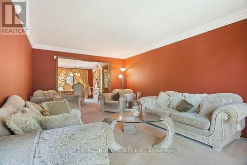 1312 Corley Drive North Drive E, London, ON - Indoor Photo Showing Living Room