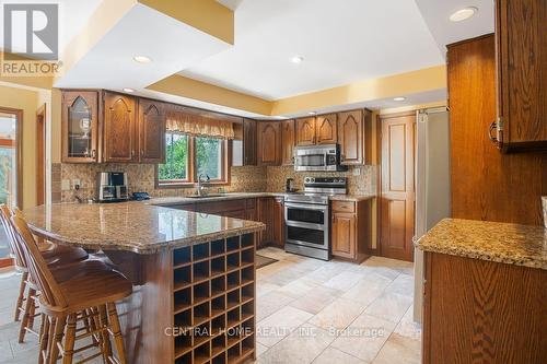 1312 Corley Drive North Drive E, London, ON - Indoor Photo Showing Kitchen