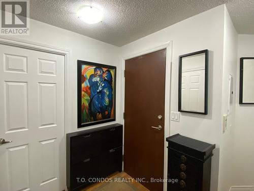 1802 - 310 Burnhamthorpe Road W, Mississauga, ON - Indoor Photo Showing Other Room