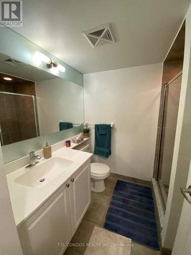 1802 - 310 Burnhamthorpe Road W, Mississauga, ON - Indoor Photo Showing Bathroom