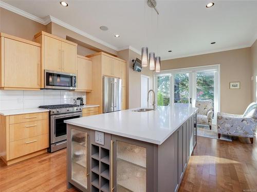 14-50 Dallas Rd, Victoria, BC 