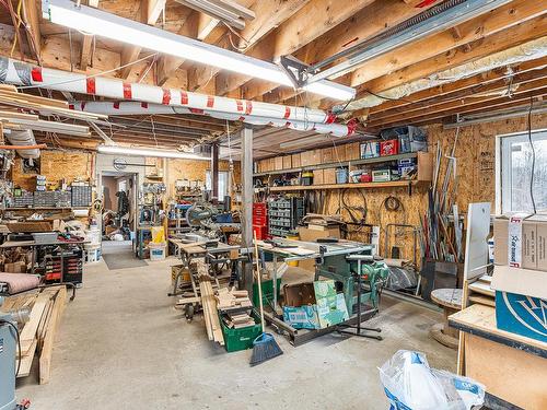 Garage - 191 Ch. Frizzle, Lac-Brome, QC - Indoor Photo Showing Basement