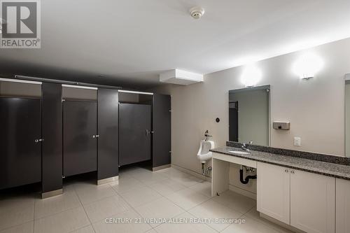 211 - 84 Aspen Springs Drive, Clarington, ON - Indoor Photo Showing Bathroom