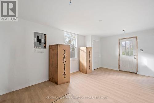 435 Charlotte Street, London, ON - Indoor Photo Showing Other Room