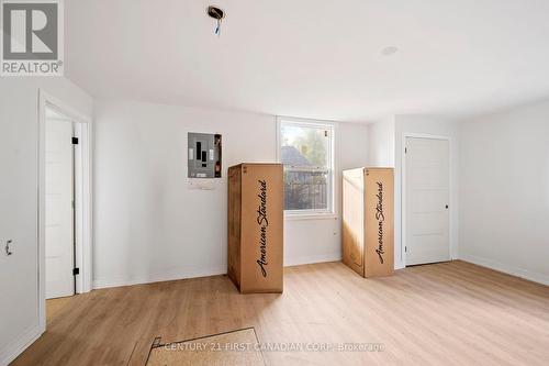 435 Charlotte Street, London, ON - Indoor Photo Showing Other Room