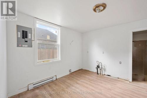 435 Charlotte Street, London, ON - Indoor Photo Showing Other Room