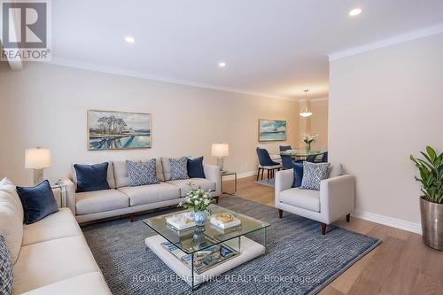 4213 Briarwood Avenue, Niagara Falls (212 - Morrison), ON - Indoor Photo Showing Living Room