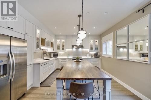 177 Farrington Cross, Milton, ON - Indoor Photo Showing Kitchen With Upgraded Kitchen