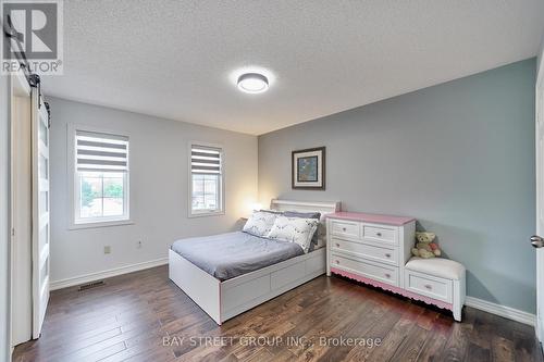 177 Farrington Cross, Milton, ON - Indoor Photo Showing Bedroom