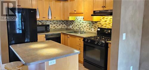 505 Beaver Creek Crescent, Waterloo, ON - Indoor Photo Showing Kitchen With Double Sink